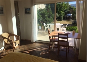 t2 à la location -   33000  BORDEAUX, surface 25 m2 location t2 - UBI453262982